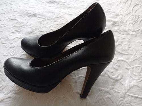 Getragene High Heels schwarz Größe 40