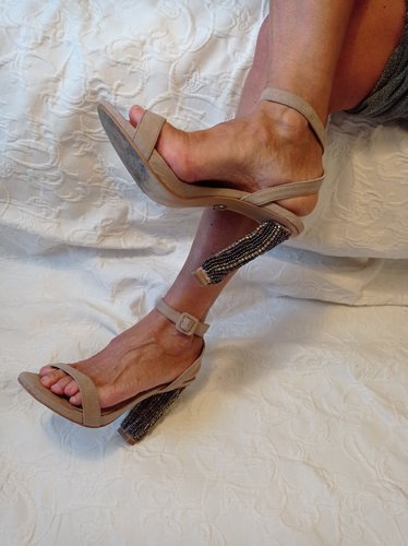 Getragene High Heels  Samt Gr. 39