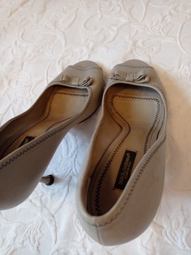 Dolce & Gabbana Getragene HighHeels Peep Toe Absatz 10 cm Gr. 39