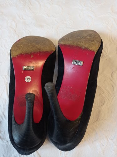 Getragene High Heels schwarz   Größe 39 Buffalo