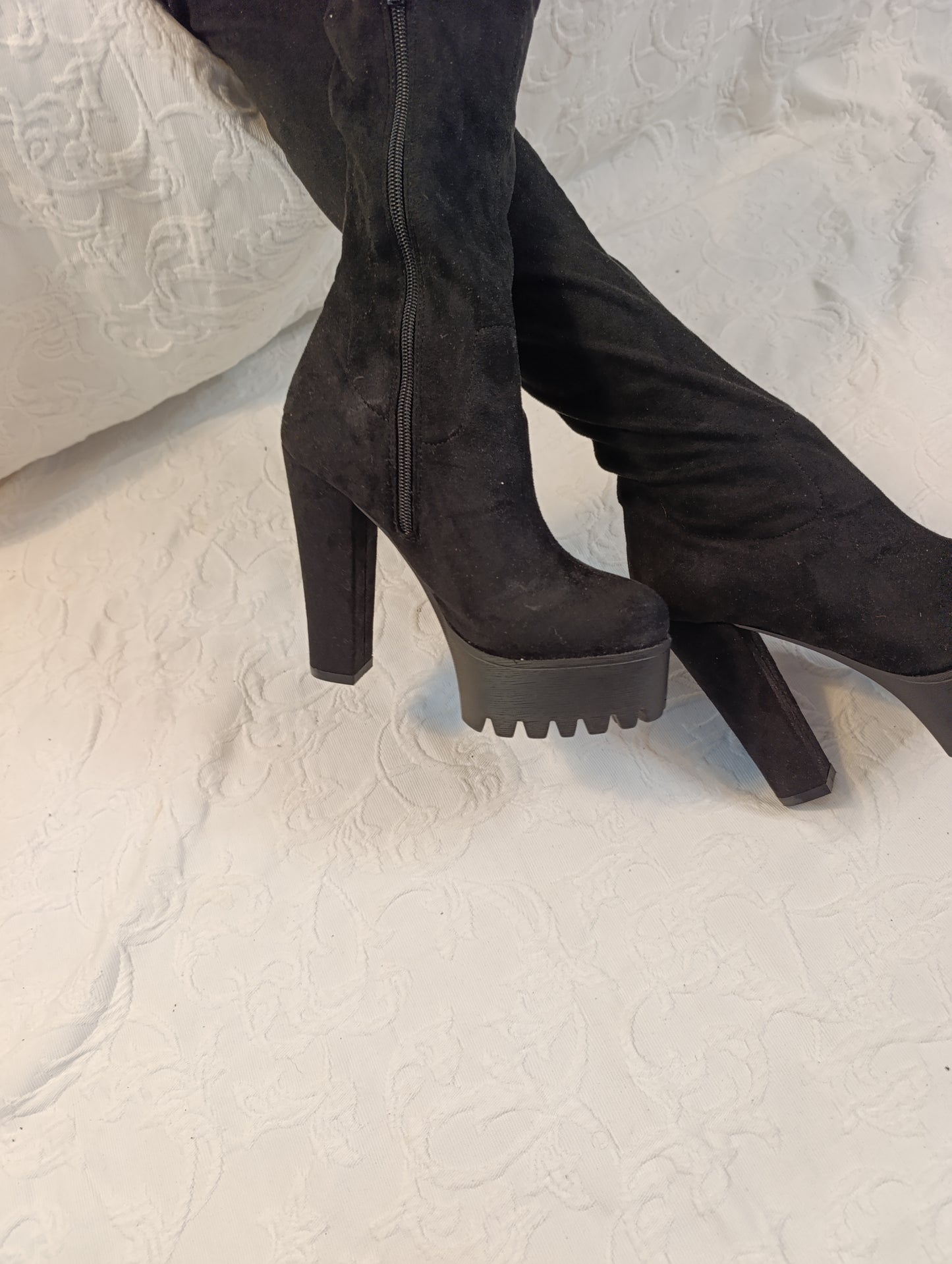 Getragene High Heels, Plateau Over Knees, Größe 38