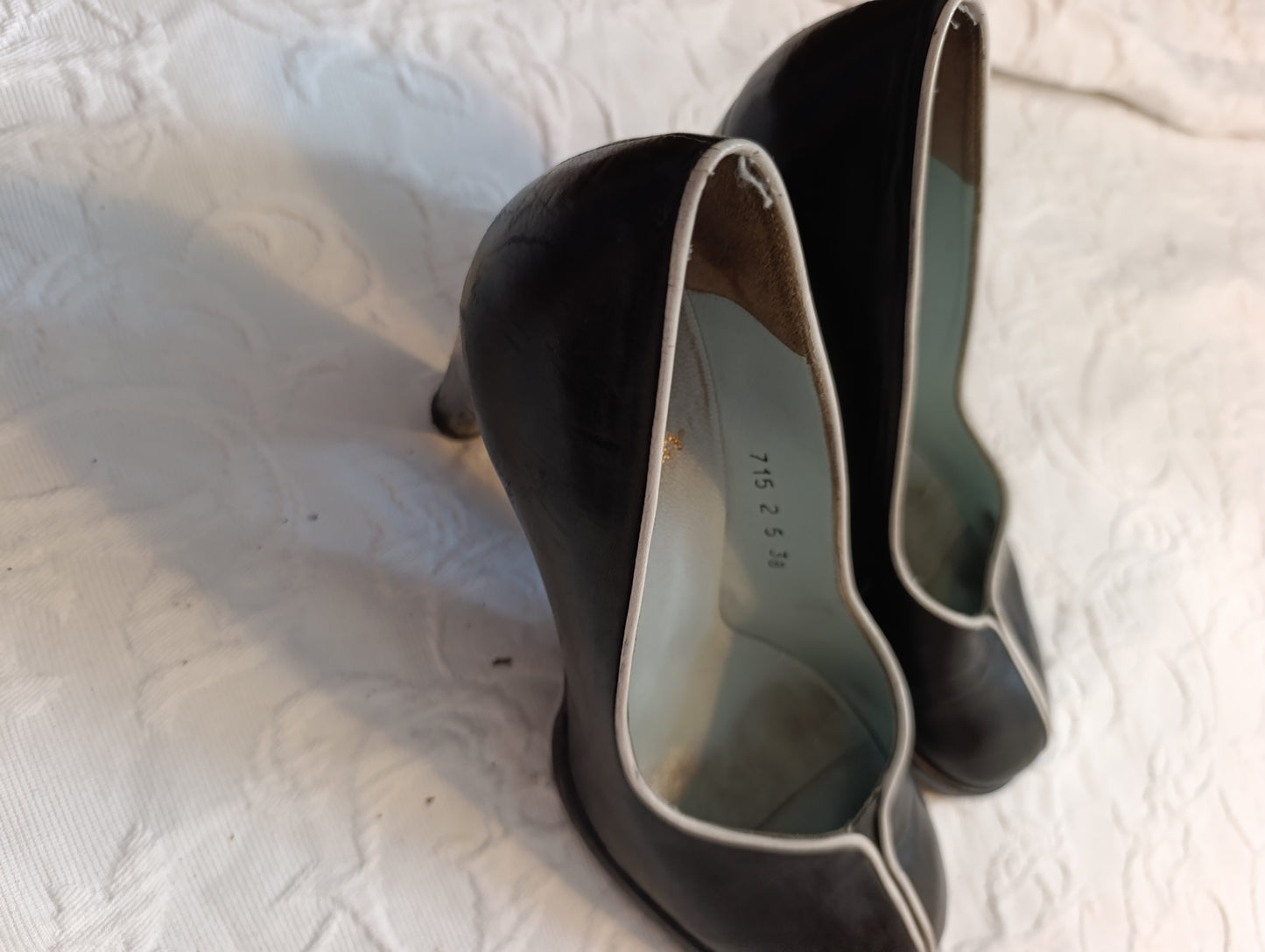 Getragene Pumps, schwarz, Absatz 9 cm, Größe 38 Audley