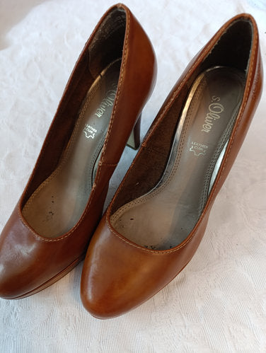 Getragene High Heels Größe 38 Absatz 10 cm Plateau S. Oliver