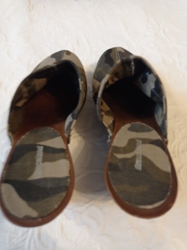 Getragene schwarze  offene  Clogs  Stoff Gr. 40