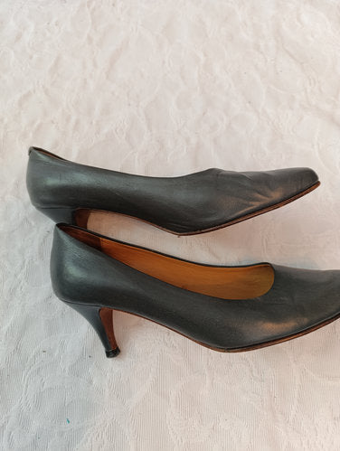 Getragene Pumps grau Stewardess Schuh Größe 37 Absatz 7 cm Ben & Sons