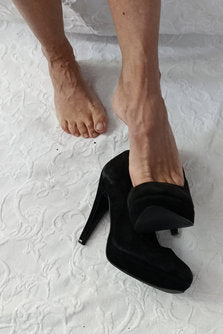 Getragene High Heels  Plateau schwarz  samt Größe 37  Absatz 11 cm  5th avenue