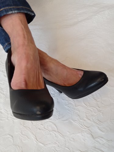 Getragene Pumps  schwarz  Absatz 9 cm  Größe 39  Sun & Shadow