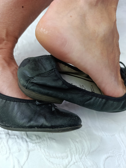 Stark getragene schwarze Ballerinas Gr. 38  Tamaris