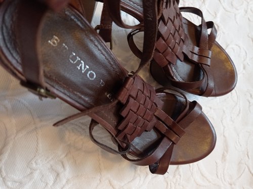 Getragene offene High Heels Damensandale Bruno Premi Gr. 38 Absatz 10 cm