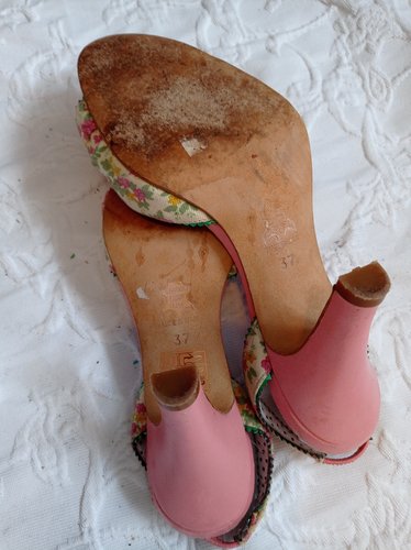 Getragene Sandale Absatz 8 cm  Gr. 37 otto et moi