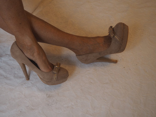 Getragene High Heels beige  Pleteau Größe 40