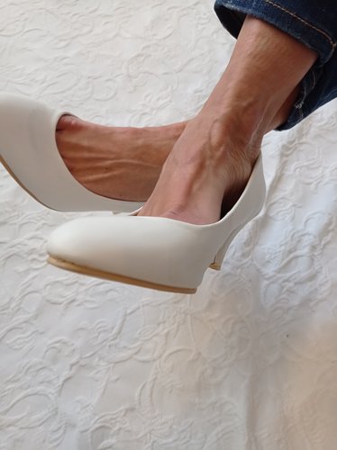 Getragene Pumps weiß Absatz 7 cm Größe 38 von Annie G.