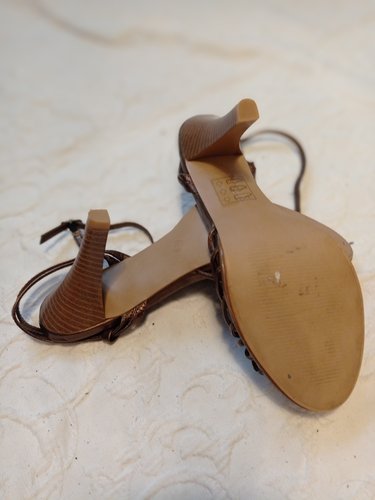 Getragene braune  offene  High Heels  Gr. 39 Jennifer Taylor