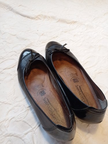 Getragene schwarze Ballerinas  Größe 39  softwave