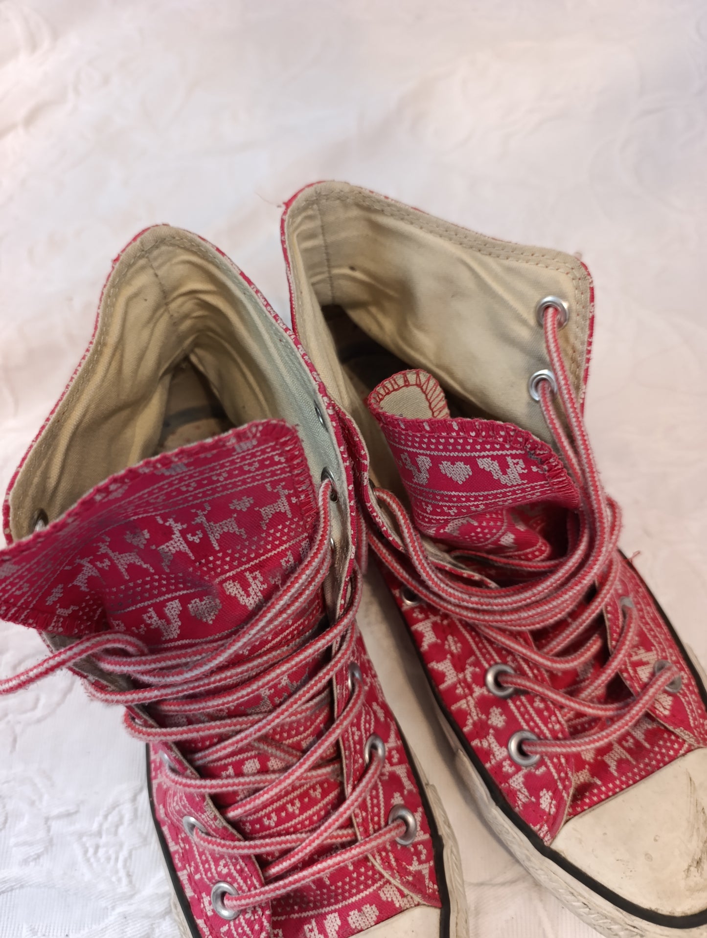 Getragene, stark abgenutzte, weiss-rosa, Converse All Star, Größe 38