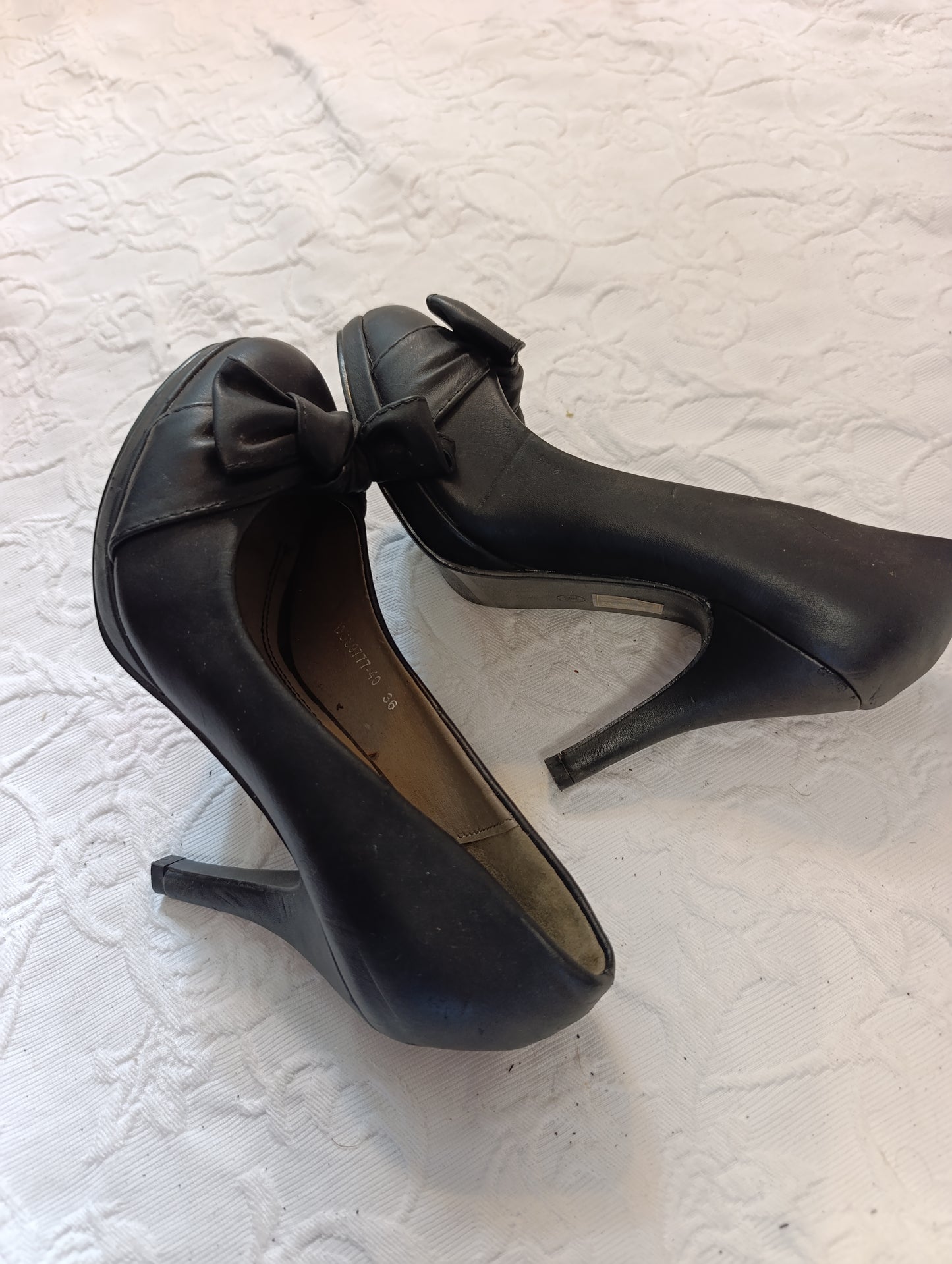 Getragene High Heels, schwarz, Größe 36, Absatz 10 cm, Abloom