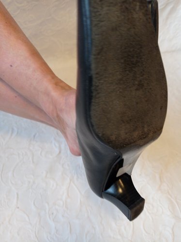 Getragene schwarze Pumps  Peter Kaiser  Absatz 4 cm  Größe 39  Sammler