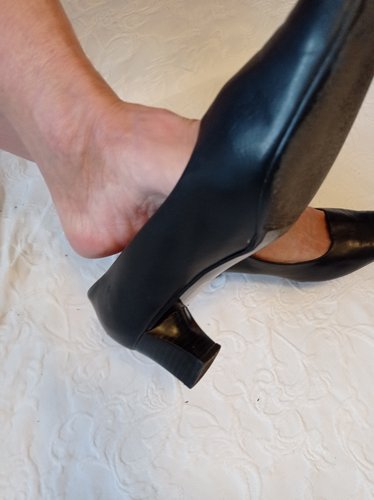 Getragene schwarze Pumps  Peter Kaiser  Absatz 4 cm  Größe 39  Sammler