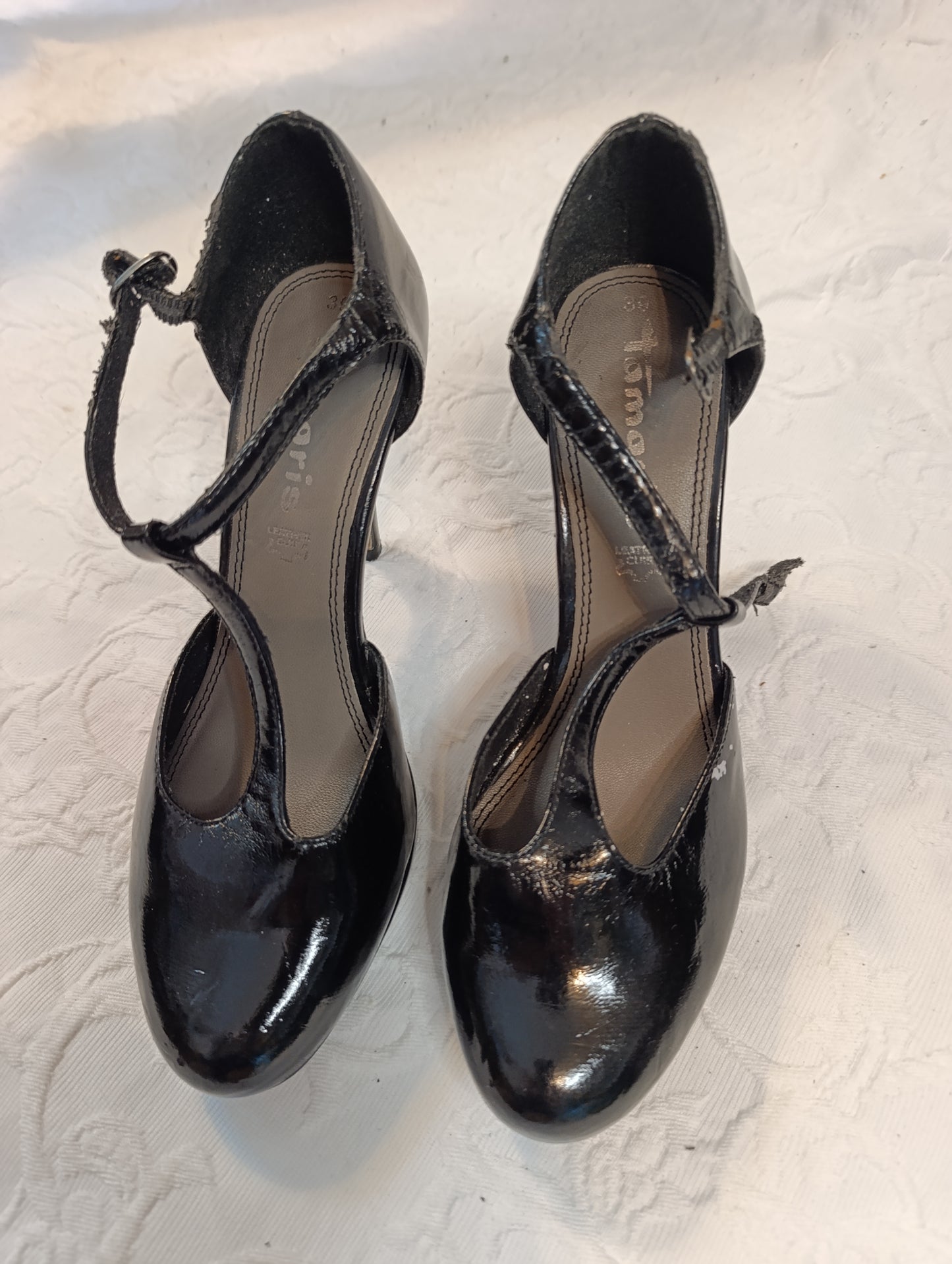 Getragene Damensandale, HighHeel, Absatz 10 cm Größe 39 Tamaris Sammler (Kopie)